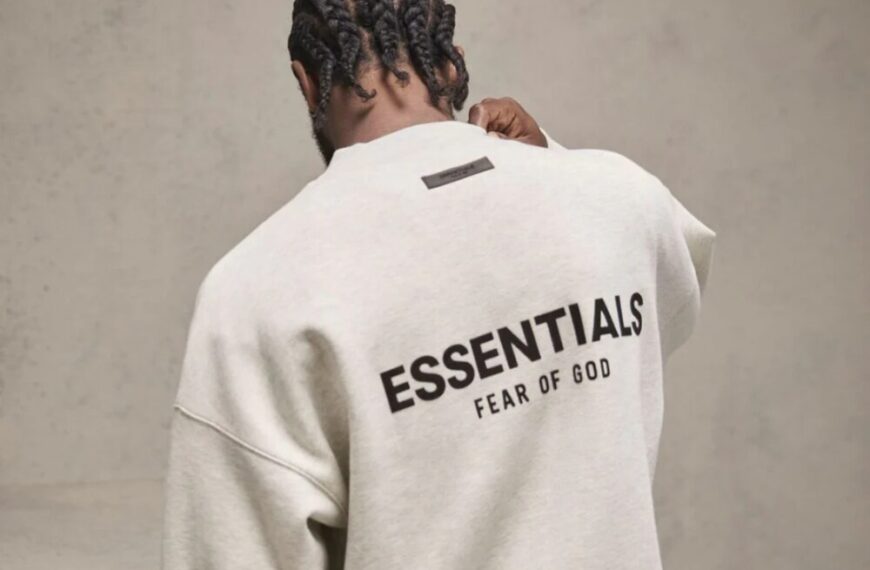 Essentials Clothing - Fashionable brand